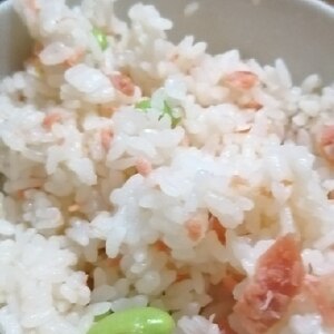 母の日に☆鮭フレークと枝豆の混ぜご飯